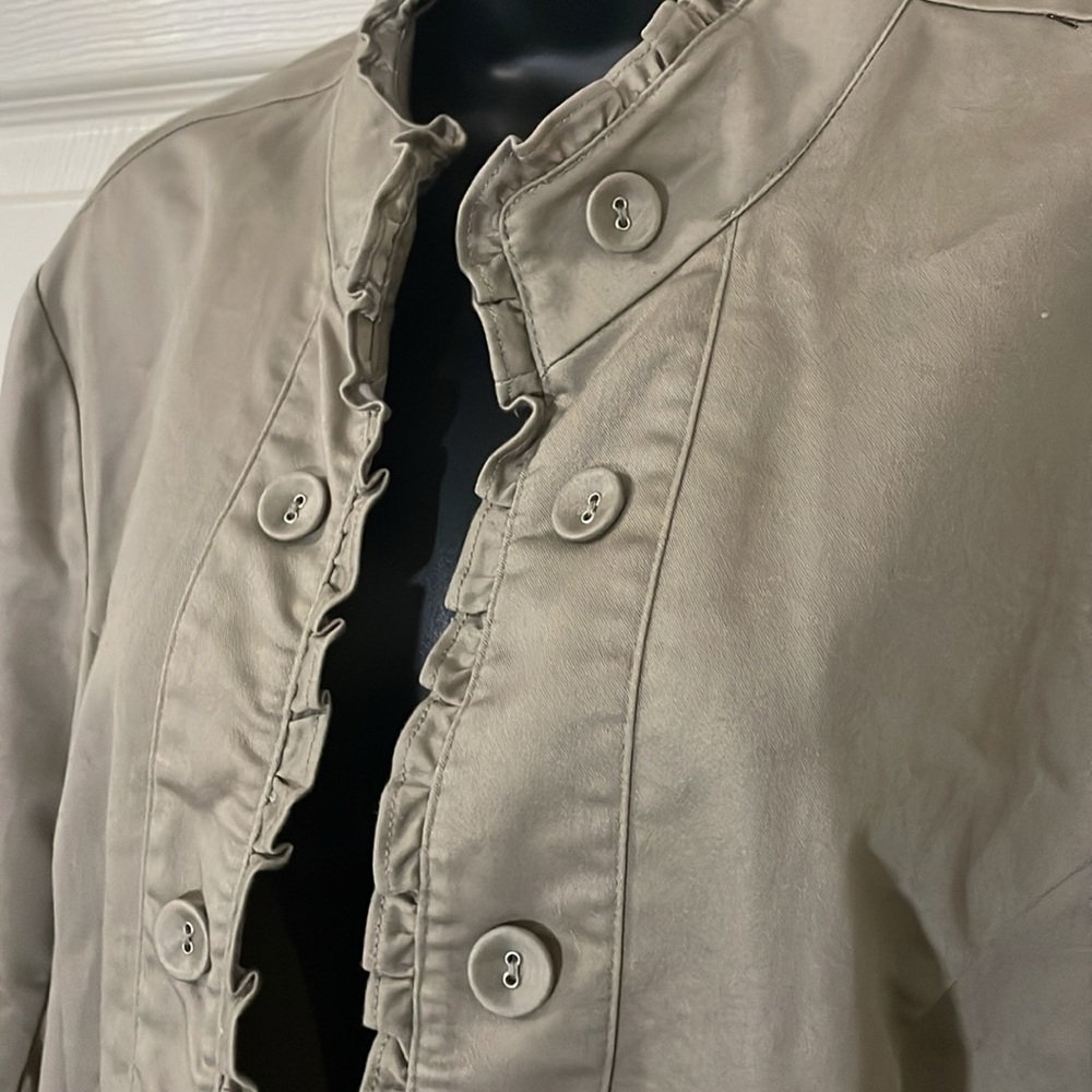 Women’s Light Taupe Ruffled Button Jacket - Picture 3 of 7
